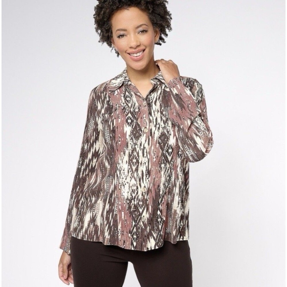 Women with Control Godet Woven Button Front Shirt Size Small Camo Blanket